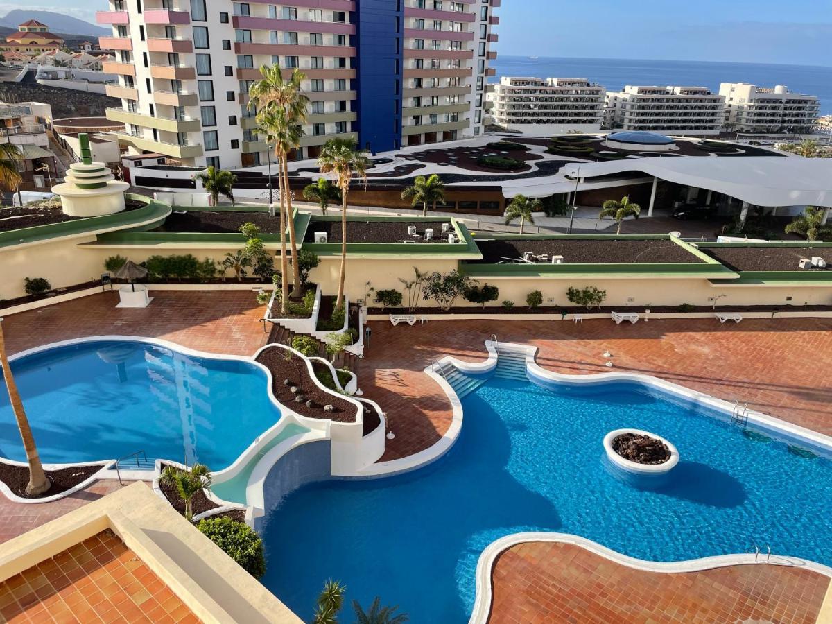Modern 2-Bedroom Apartment With Stunning View Costa Adeje  Esterno foto