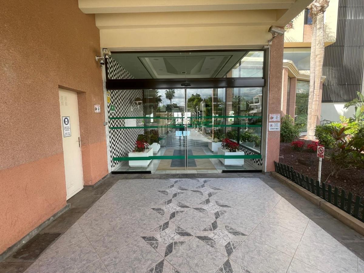 Modern 2-Bedroom Apartment With Stunning View Costa Adeje  Esterno foto