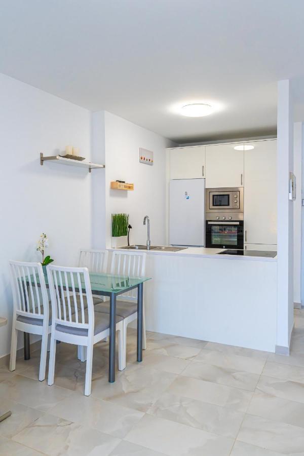 Modern 2-Bedroom Apartment With Stunning View Costa Adeje  Esterno foto