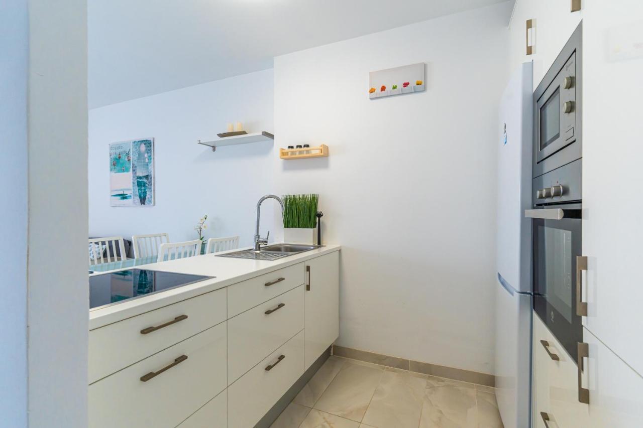 Modern 2-Bedroom Apartment With Stunning View Costa Adeje  Esterno foto
