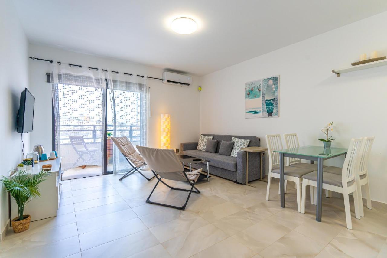 Modern 2-Bedroom Apartment With Stunning View Costa Adeje  Esterno foto